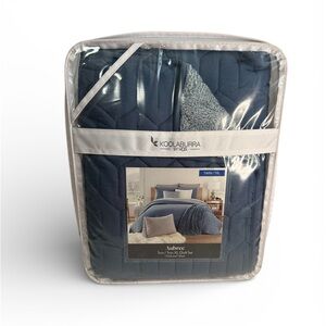 Koolaburra Midnight Blue Quilt Set